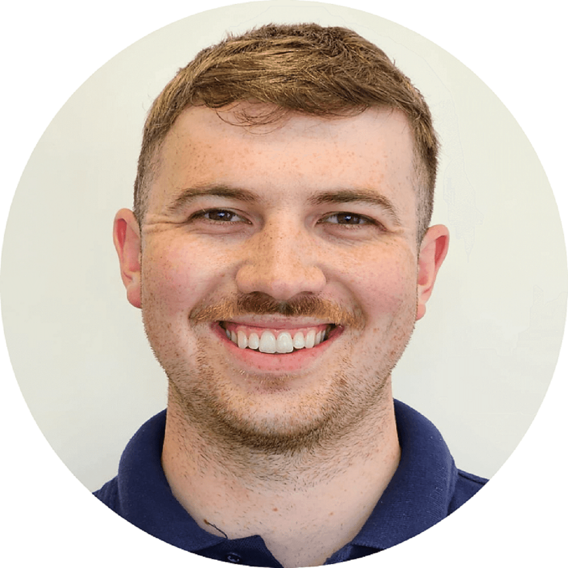 Rob Circle Bio Pic1 2